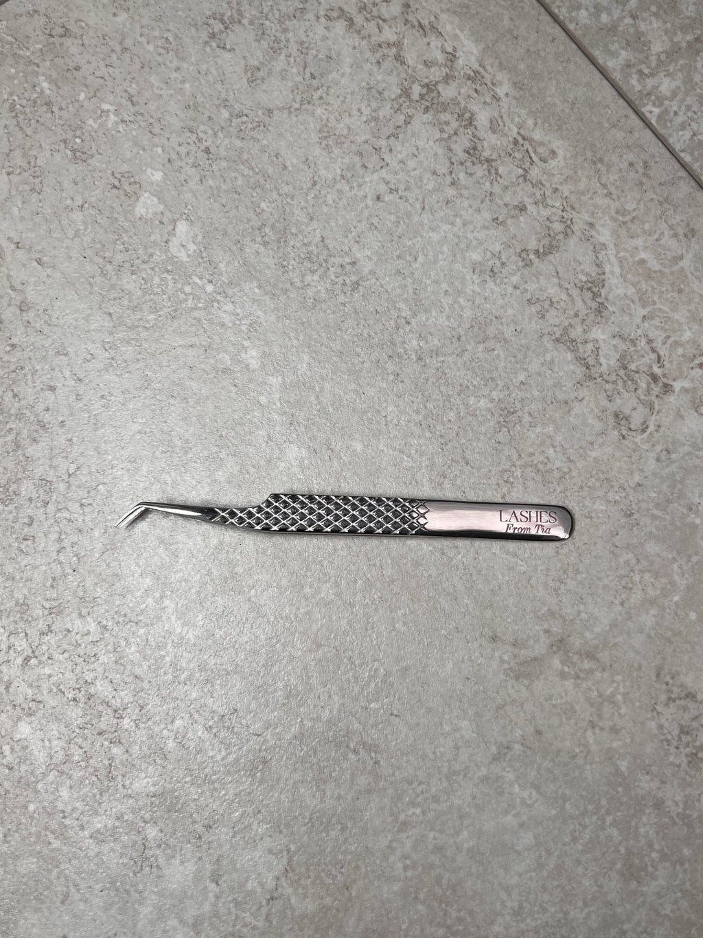 Curved Isolation Tweezer